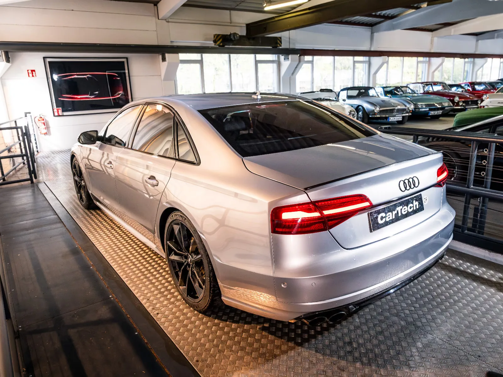 2016 Audi S8 plus, 6/30