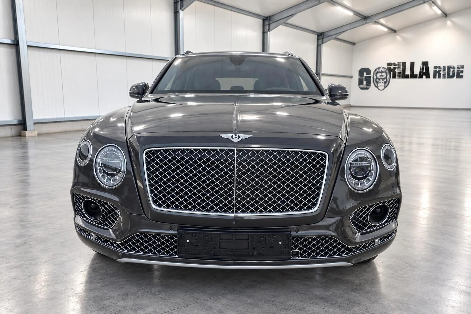 2016 Bentley Bentayga First Edition, 2/30