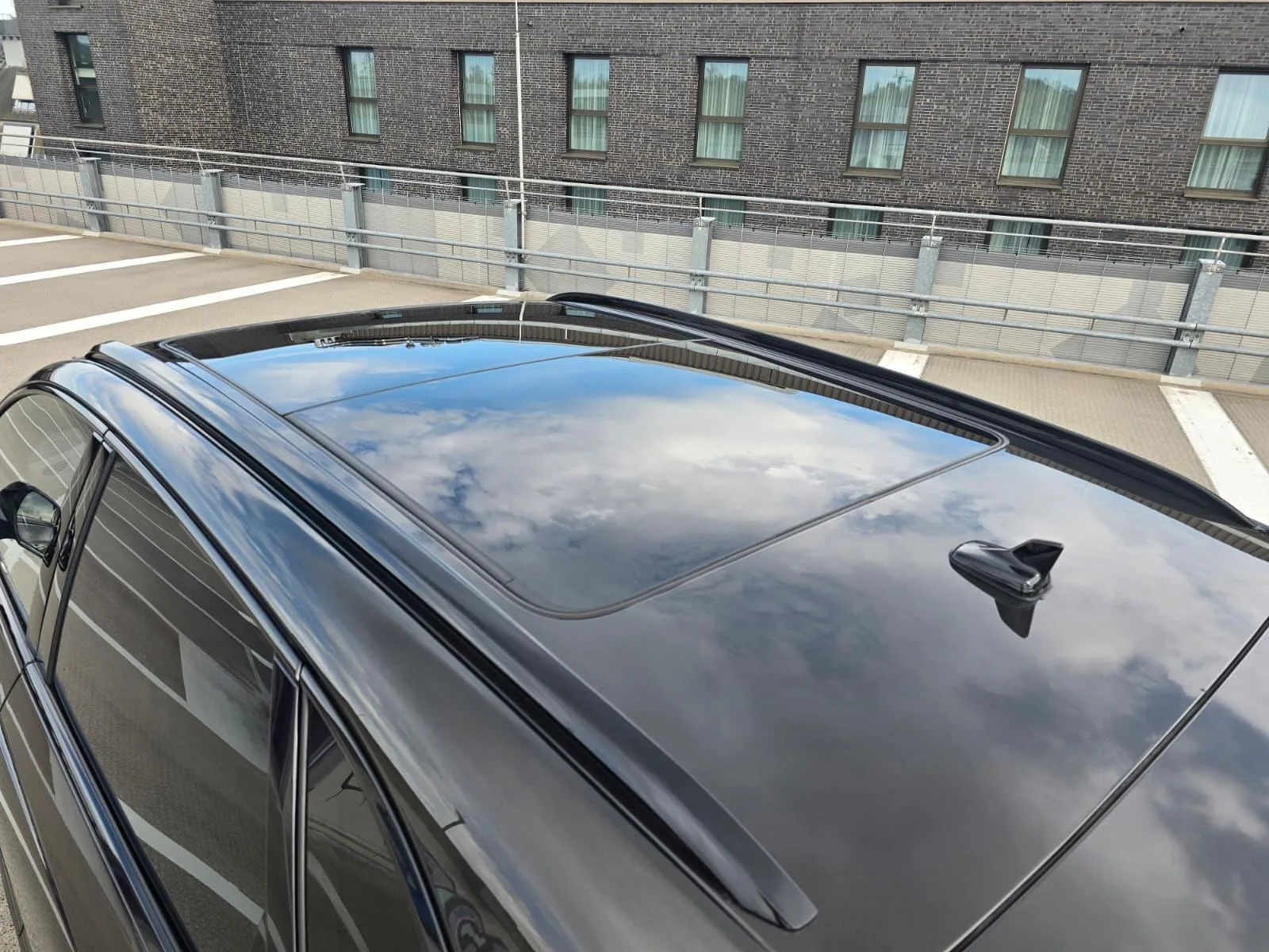 2016 Bentley Bentayga First Edition, 10/30