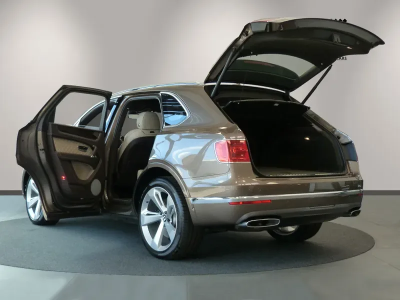 2016 Bentley Bentayga, 16/30