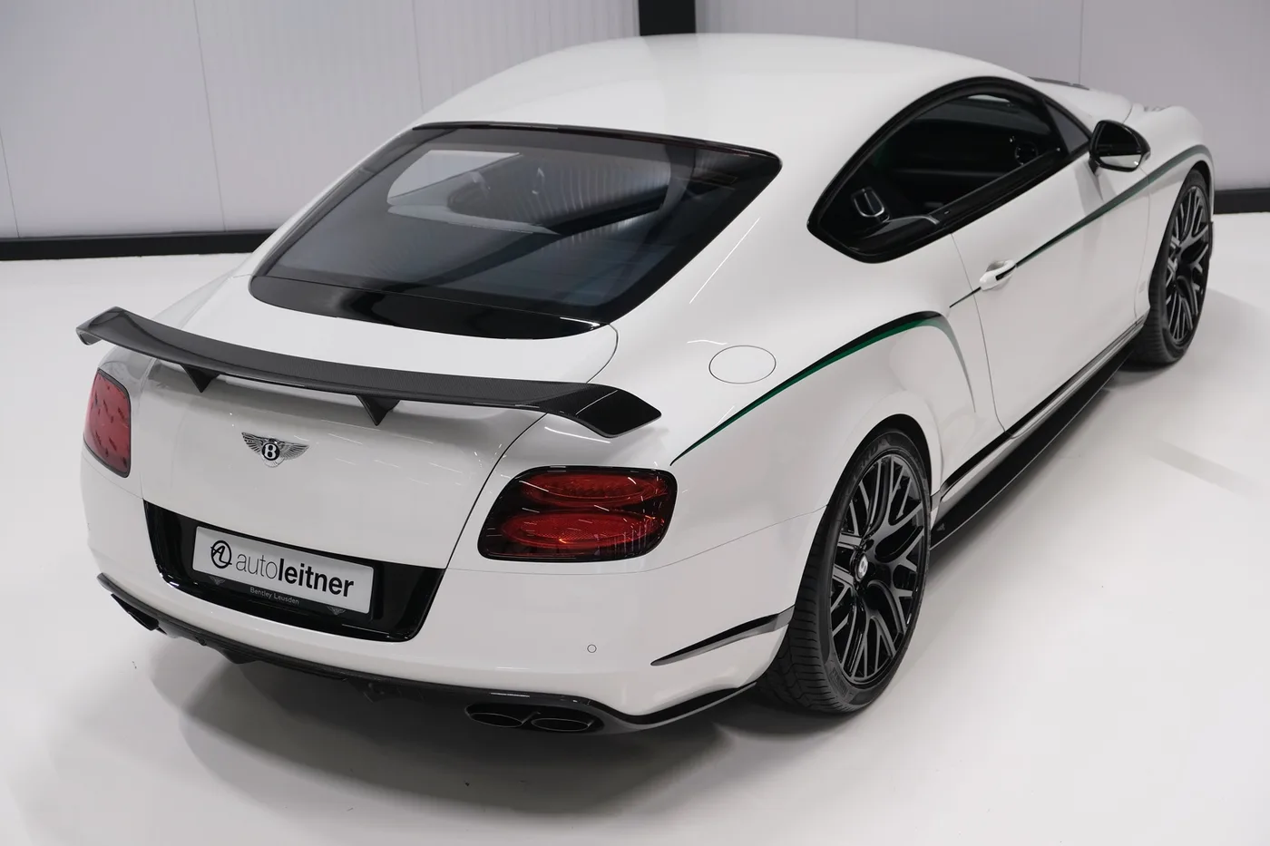 2016 Bentley Continental GT3-R proposée par un négociant en voitures de collection à Alkmaar, Pays-Bas, photo 3 sur 25