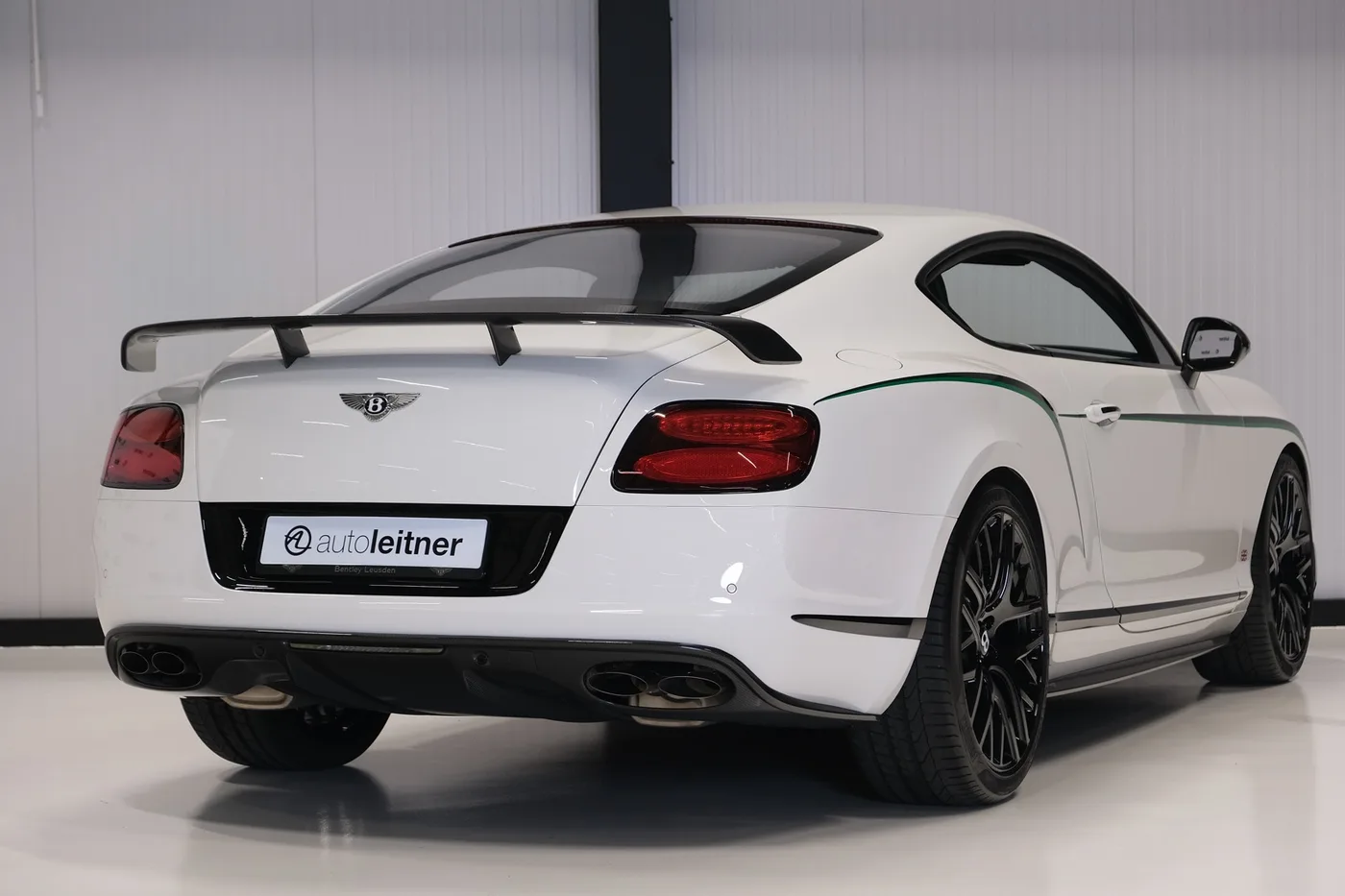 2016 Bentley Continental GT3-R proposée par un négociant en voitures de collection à Alkmaar, Pays-Bas, photo 9 sur 25
