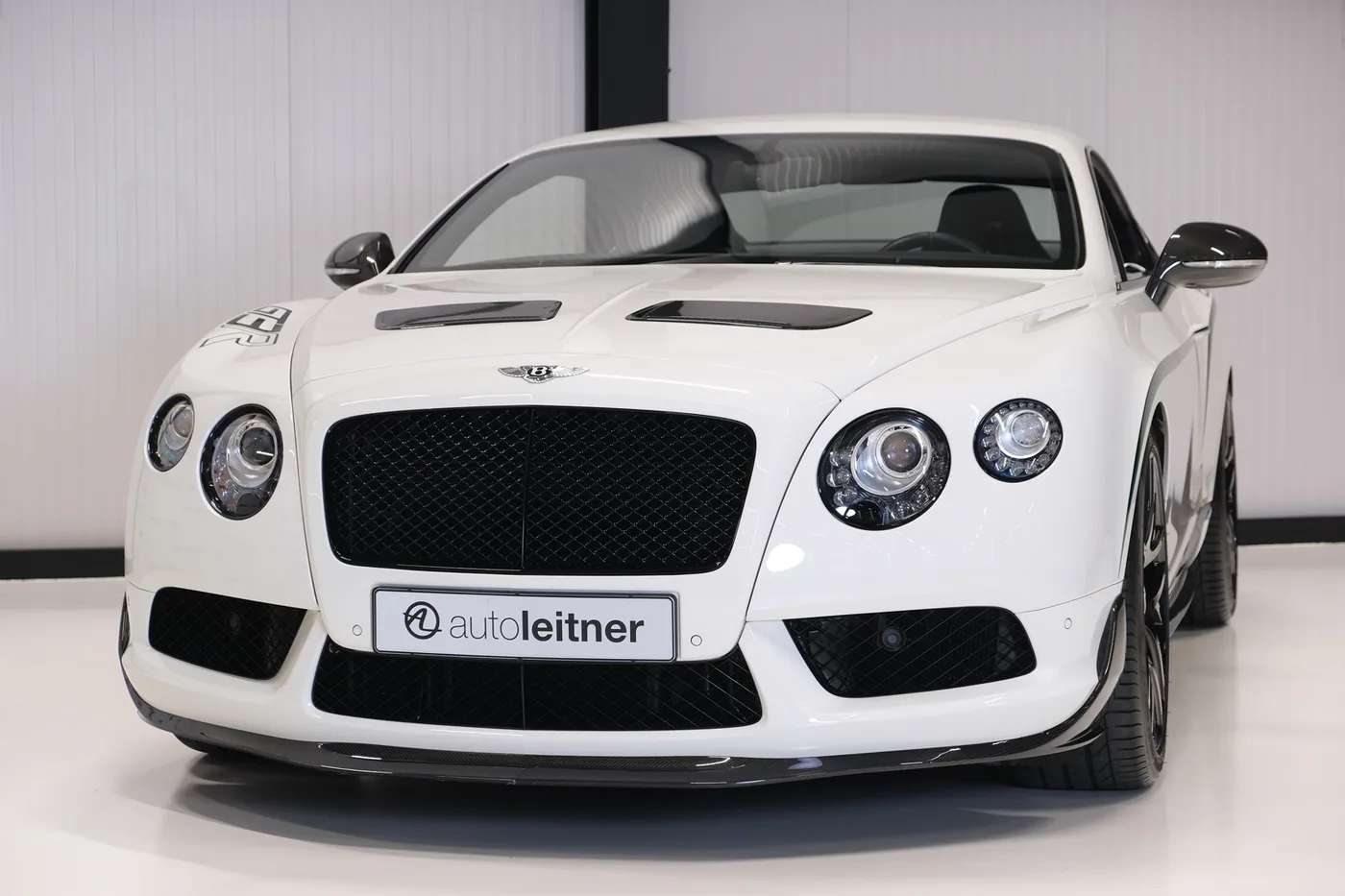 2016 Bentley Continental GT3-R proposée par un négociant en voitures de collection à Alkmaar, Pays-Bas, photo 23 sur 25