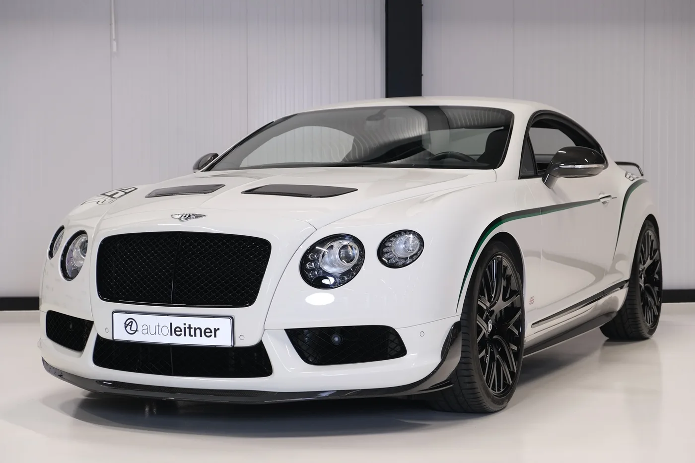 2016 Bentley Continental GT3-R proposée par un négociant en voitures de collection à Alkmaar, Pays-Bas, photo 25 sur 25