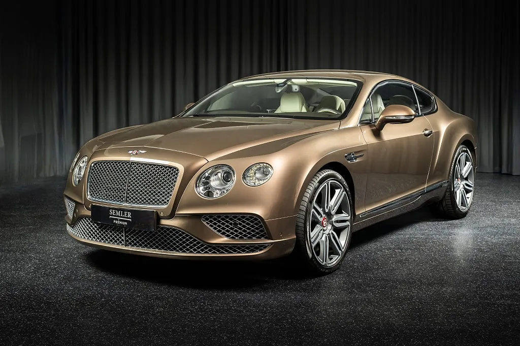 2016 Bentley Continental GT V8 offered by an authorised dealer in Järfälla, Sweden, main photo