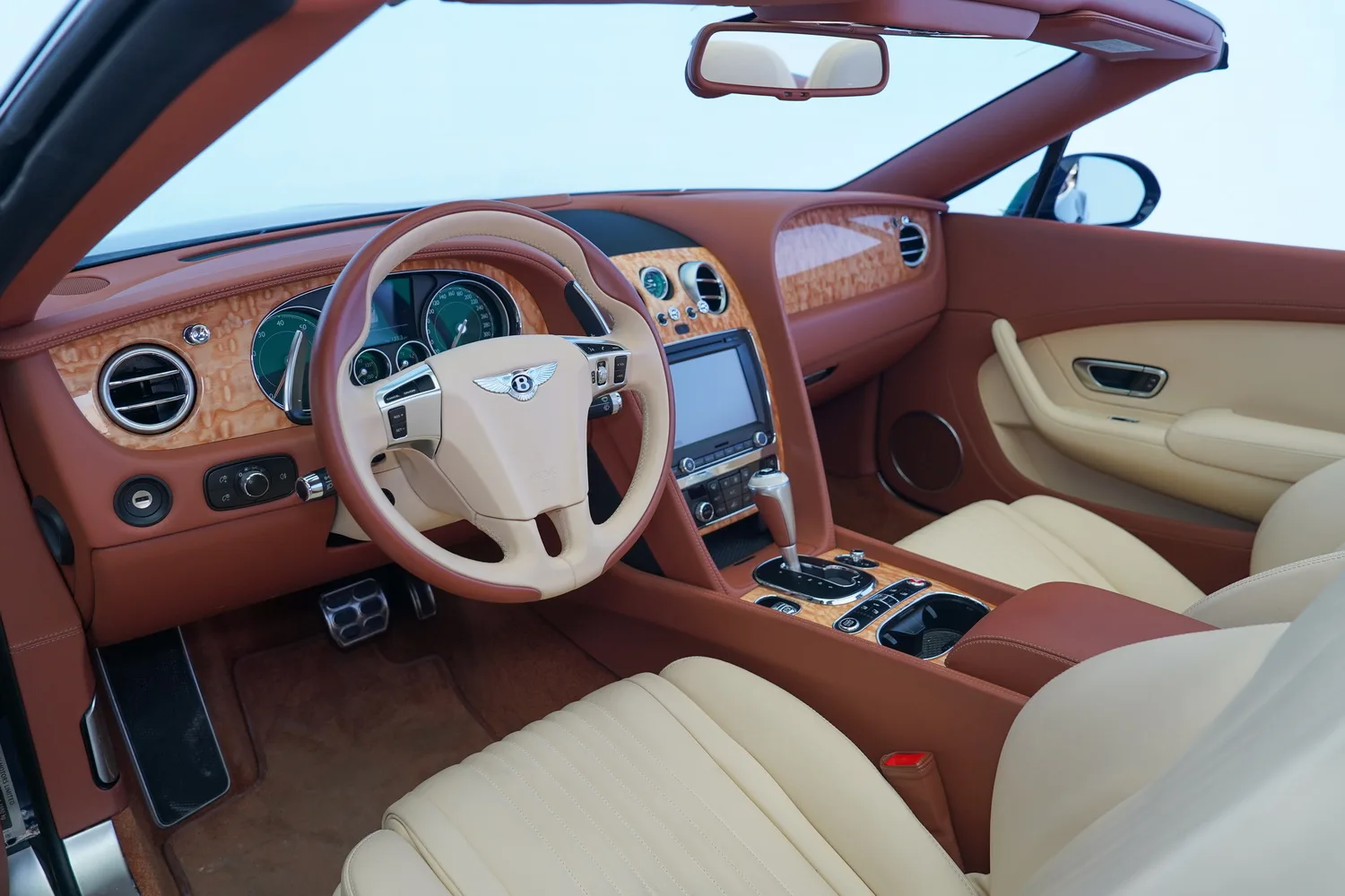 2016 Bentley Continental GTC V8 S, 8/13