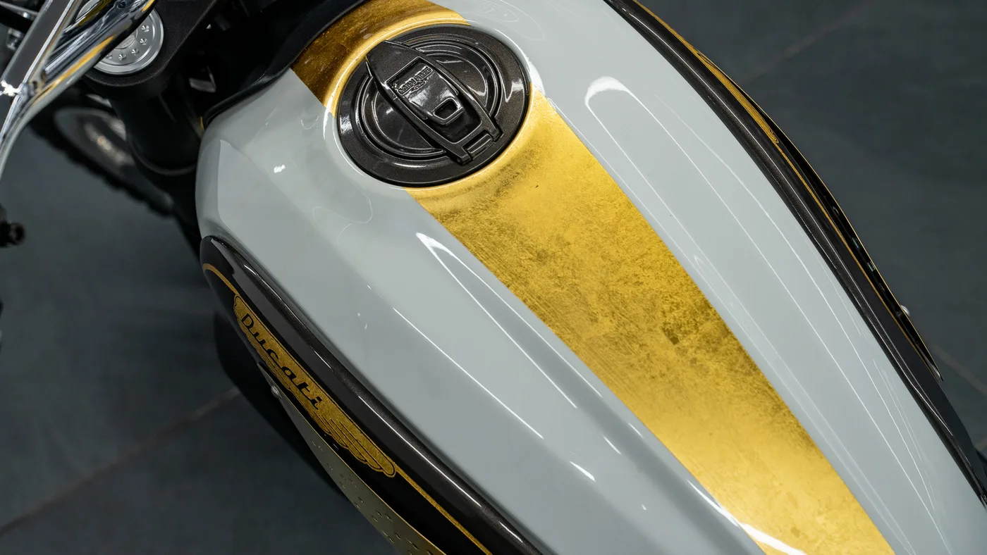 2016 Ducati Scrambler 800 Eccythump custom offered by a specialist dealer in Swadlincote, United Kingdom, photo 8 of 15