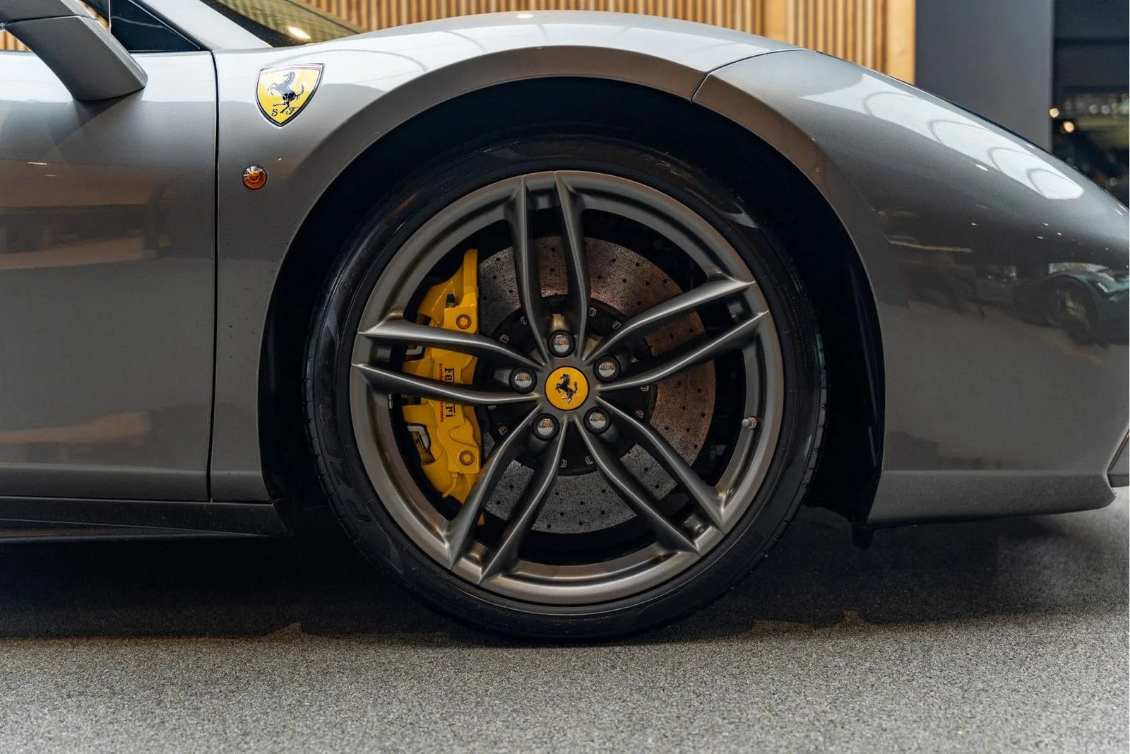 2016 Ferrari 488 Spider, 13/30