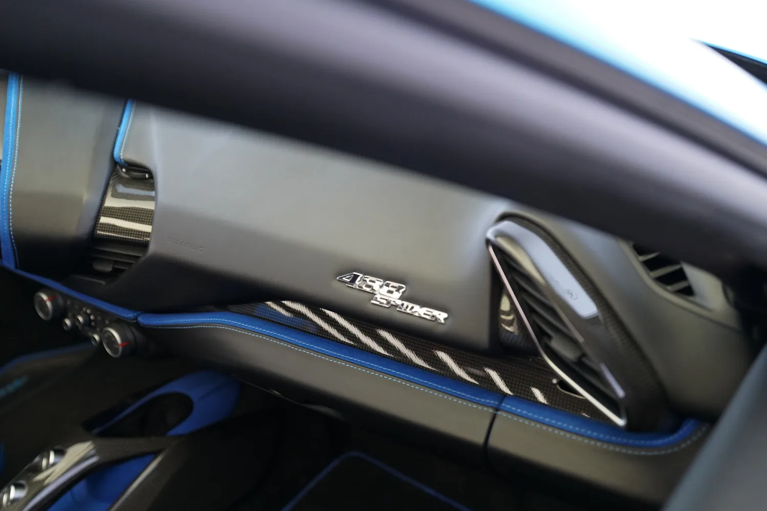 2016 Ferrari 488 Spider, 7/17