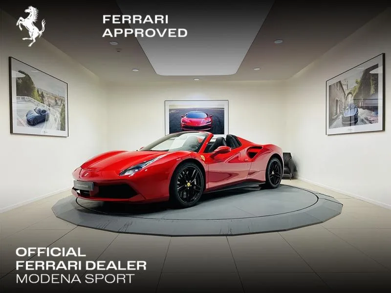 2016 Ferrari 488 Spider, 2/20
