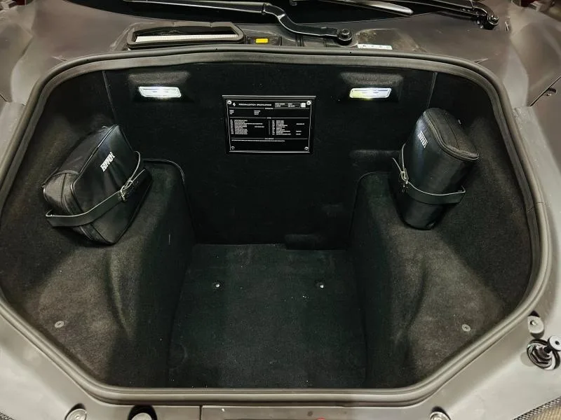 2016 Ferrari 488 Spider, 6/20