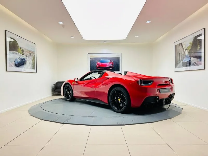 2016 Ferrari 488 Spider, 7/20