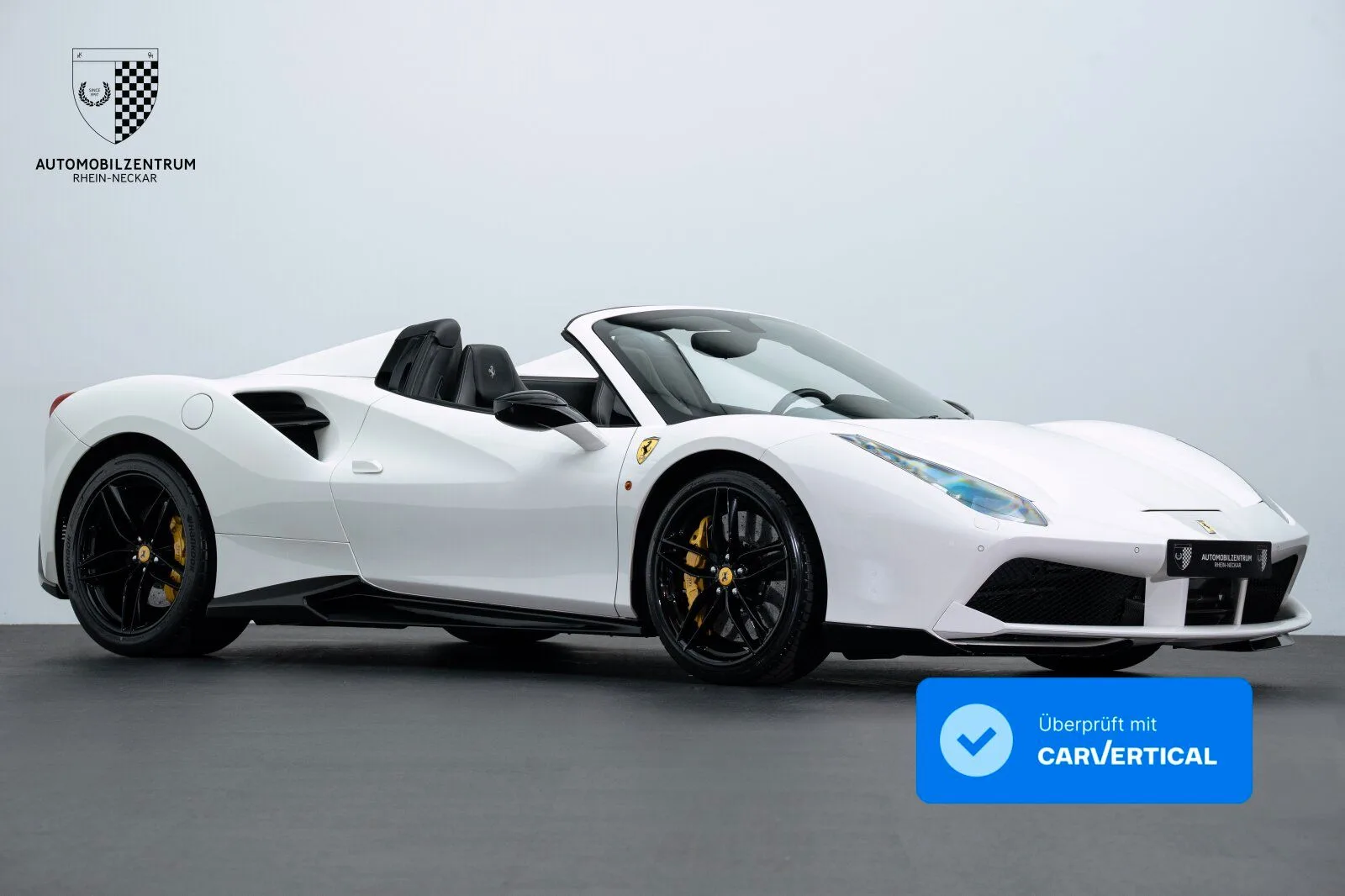 2016 Ferrari 488 Spider angeboten von einem Supersportwagenhändler in Viernheim, Deutschland, Hauptfoto