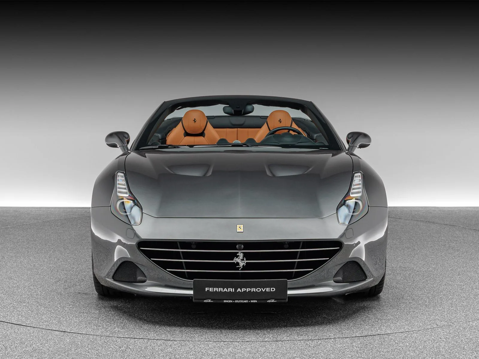 2016 Ferrari California T, 10/27
