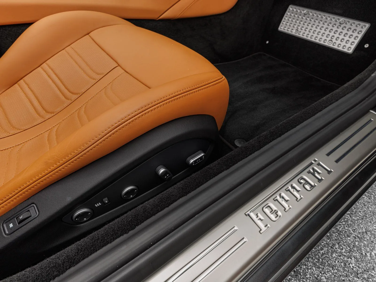 2016 Ferrari California T, 23/27