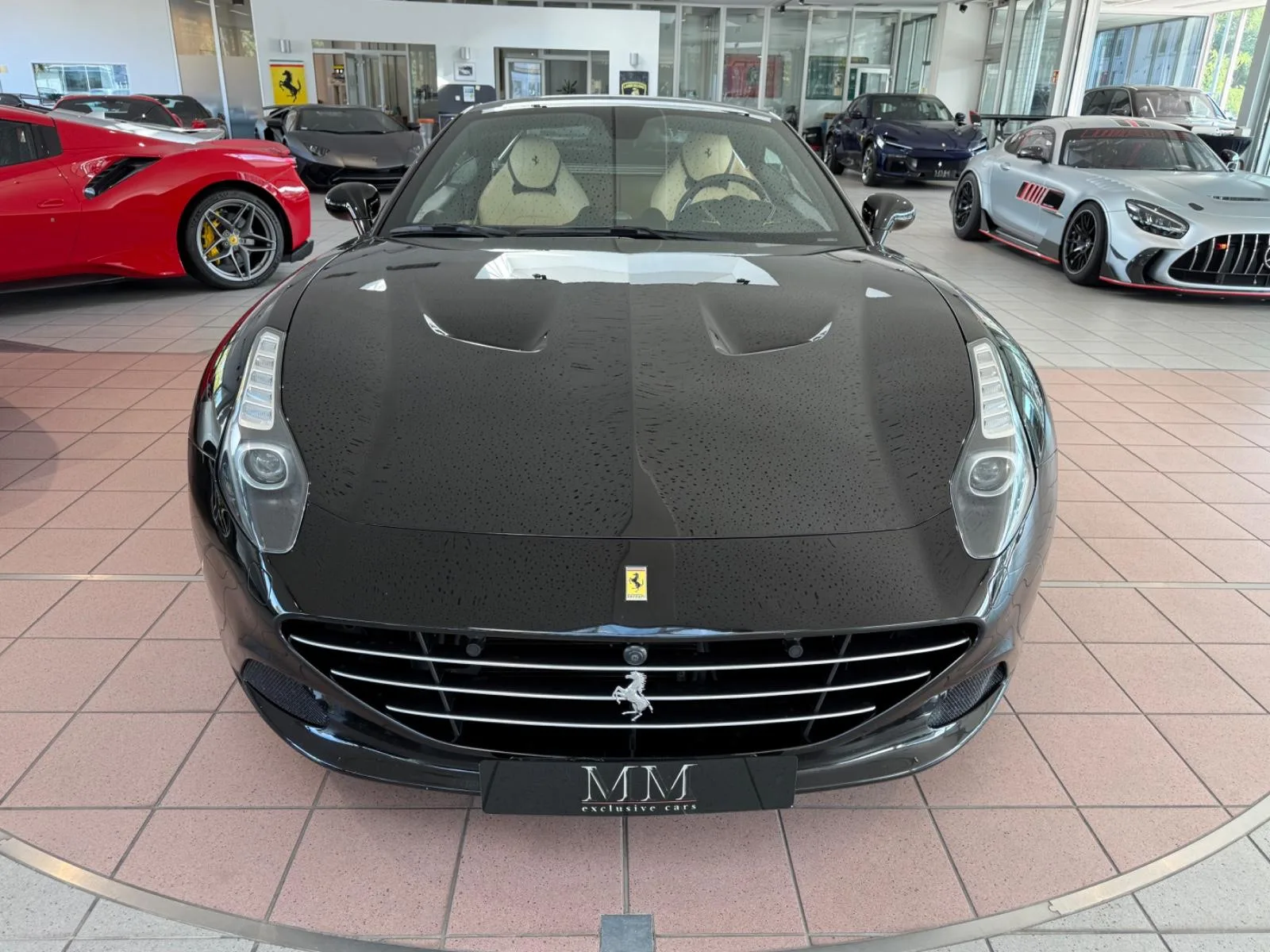 2016 Ferrari California T, 3/19
