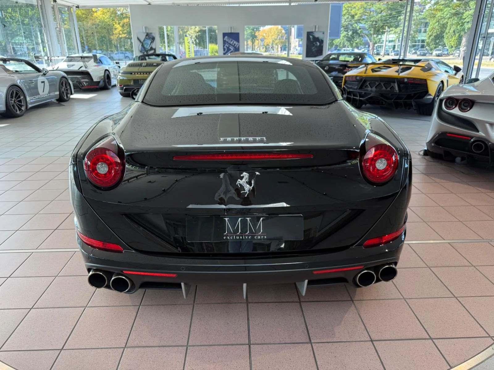 2016 Ferrari California T, 6/19