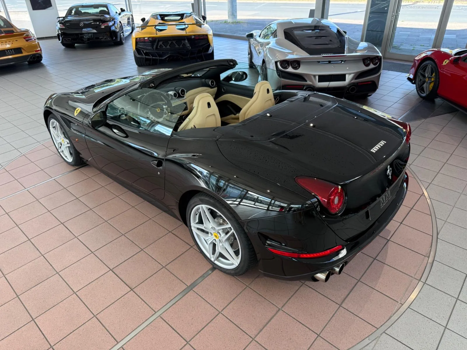 2016 Ferrari California T, 8/19
