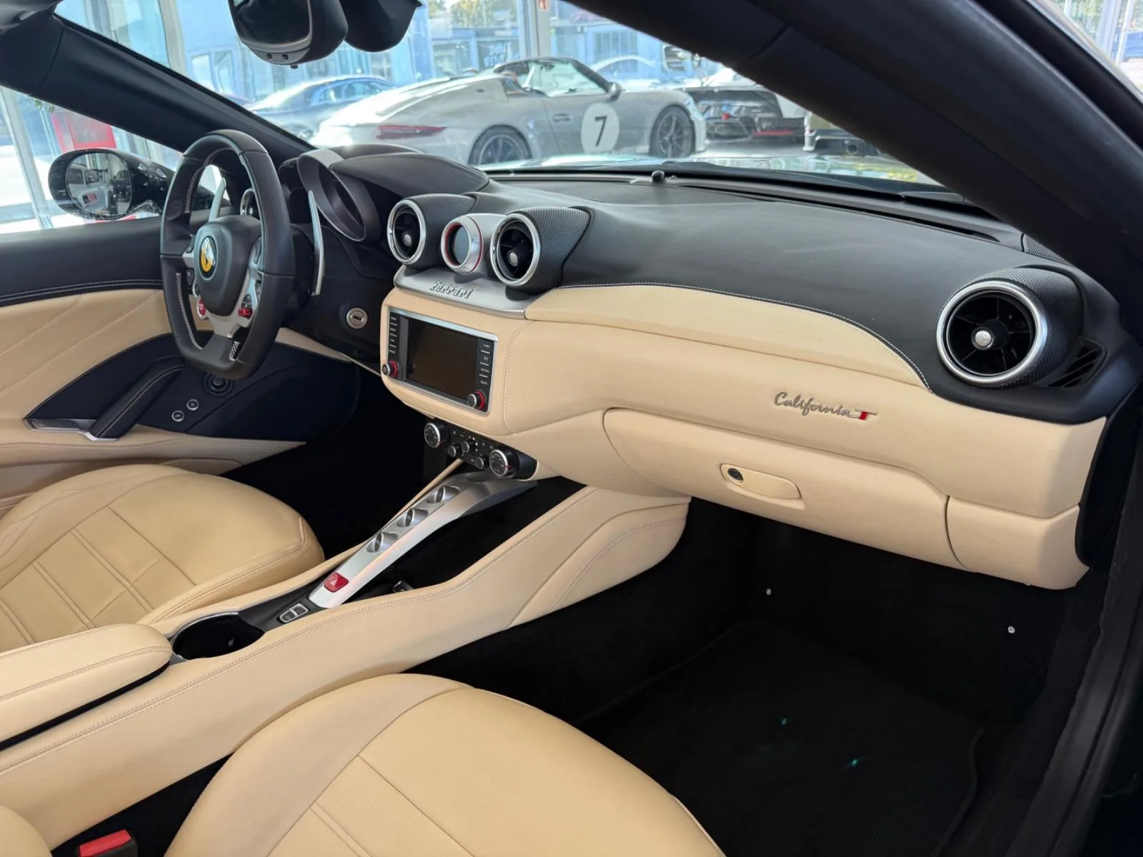 2016 Ferrari California T, 14/19