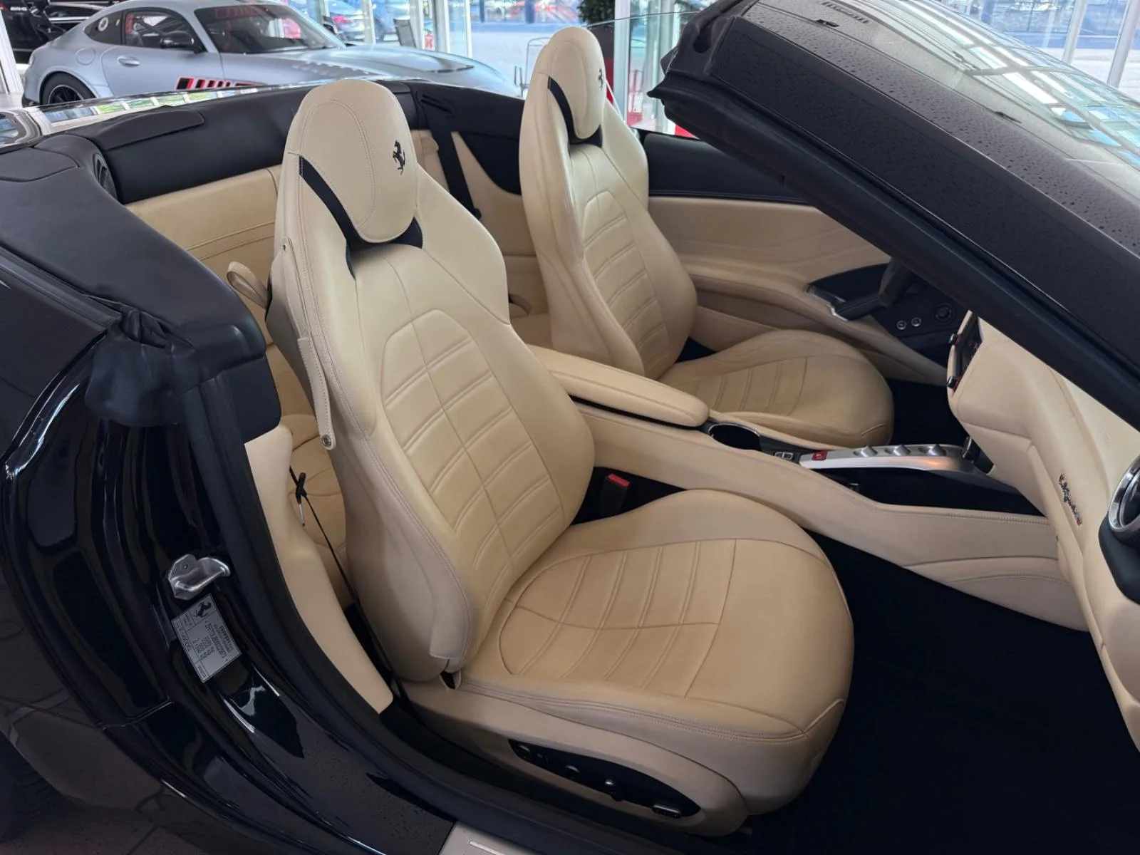 2016 Ferrari California T, 15/19