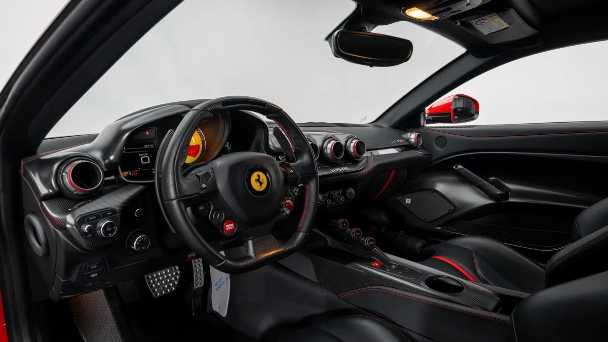 2016 Ferrari F12tdf, 20/30