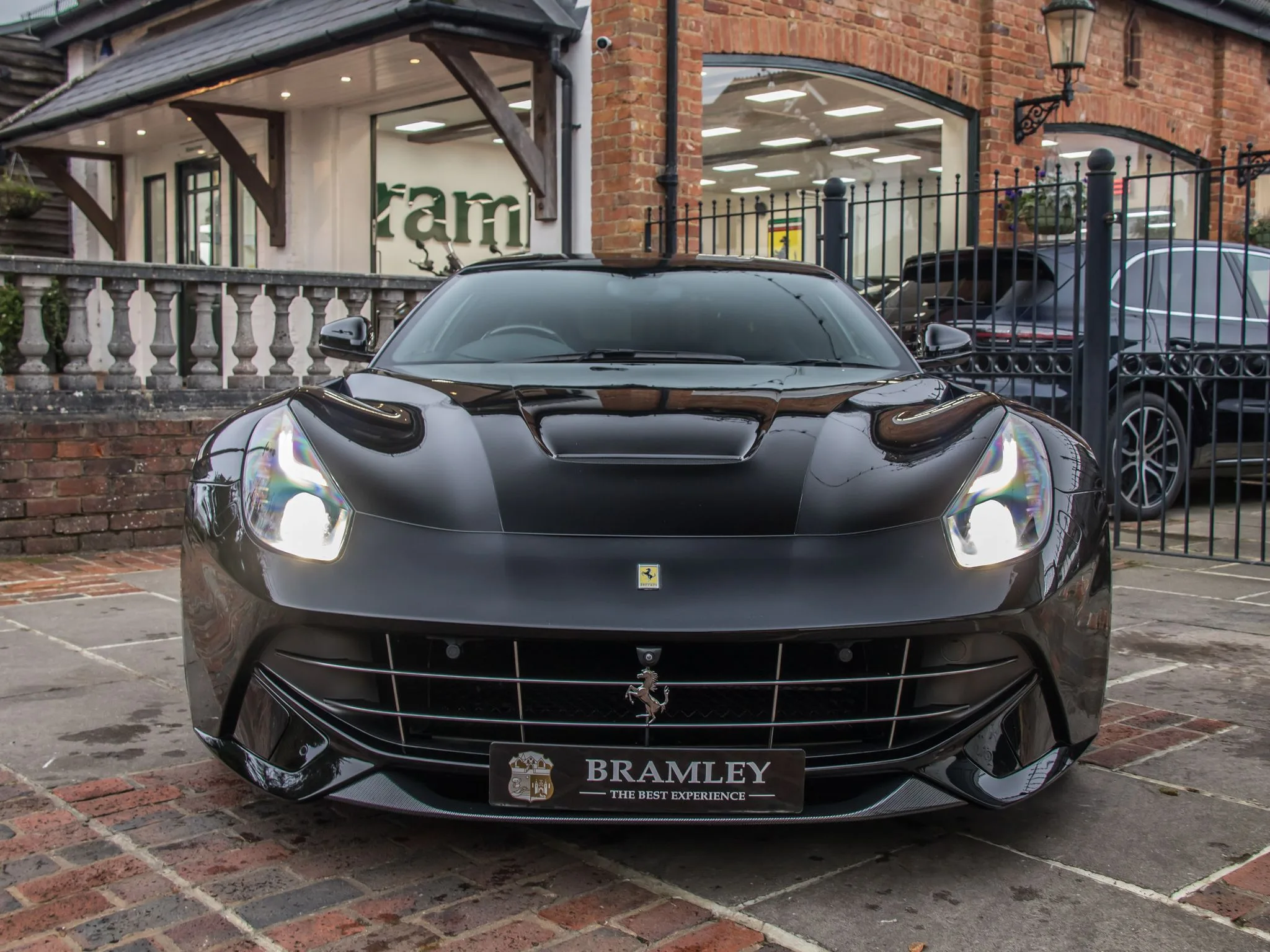 2016 Ferrari F12berlinetta, 5/23