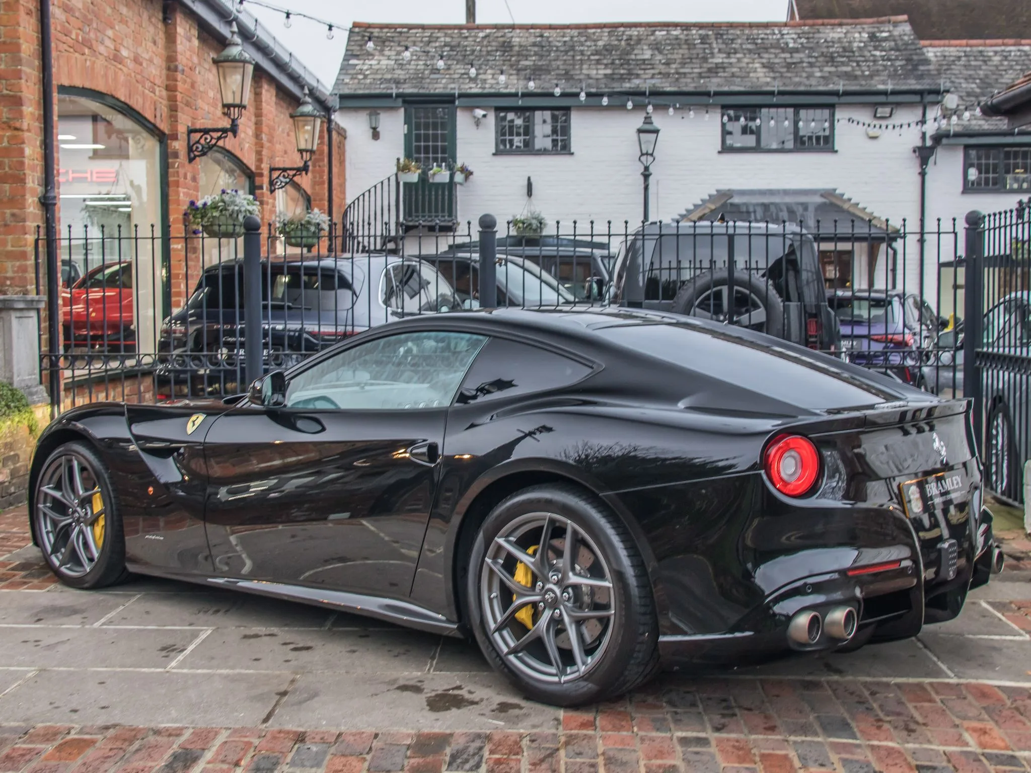 2016 Ferrari F12berlinetta, 7/23
