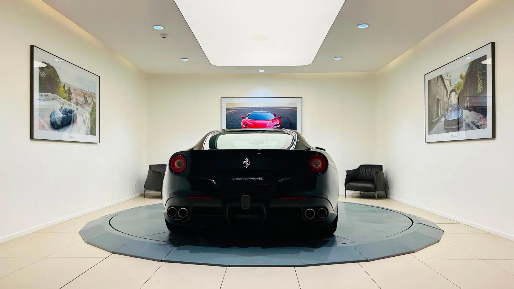 2016 Ferrari F12berlinetta, 4/30
