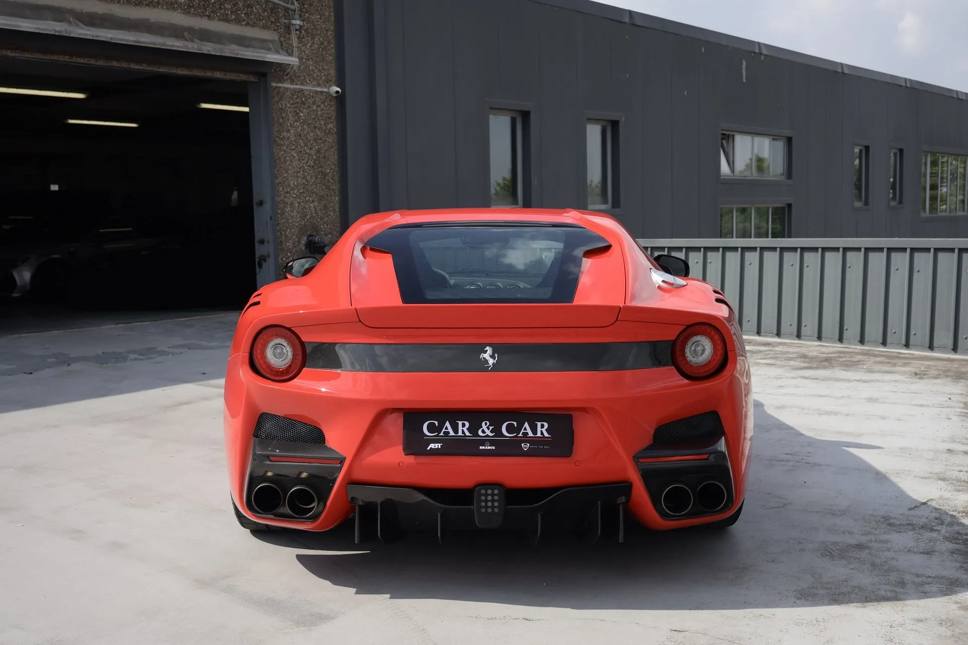 2016 Ferrari F12tdf, 4/22