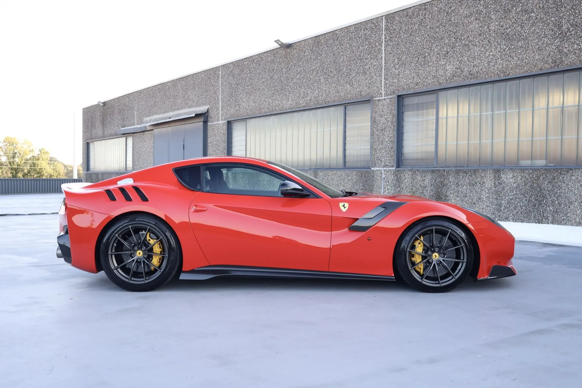 2016 Ferrari F12tdf, 5/22