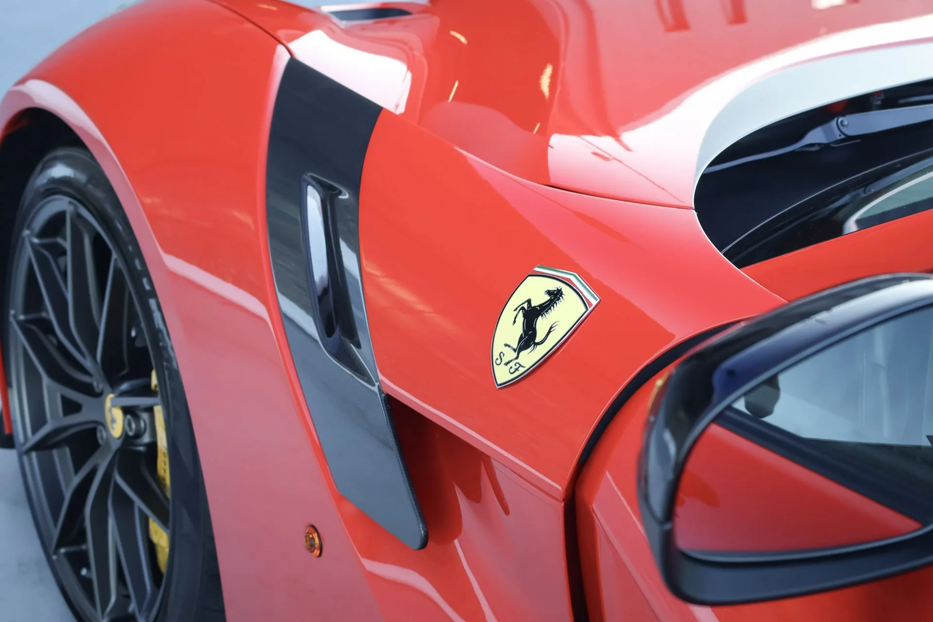2016 Ferrari F12tdf, 8/22