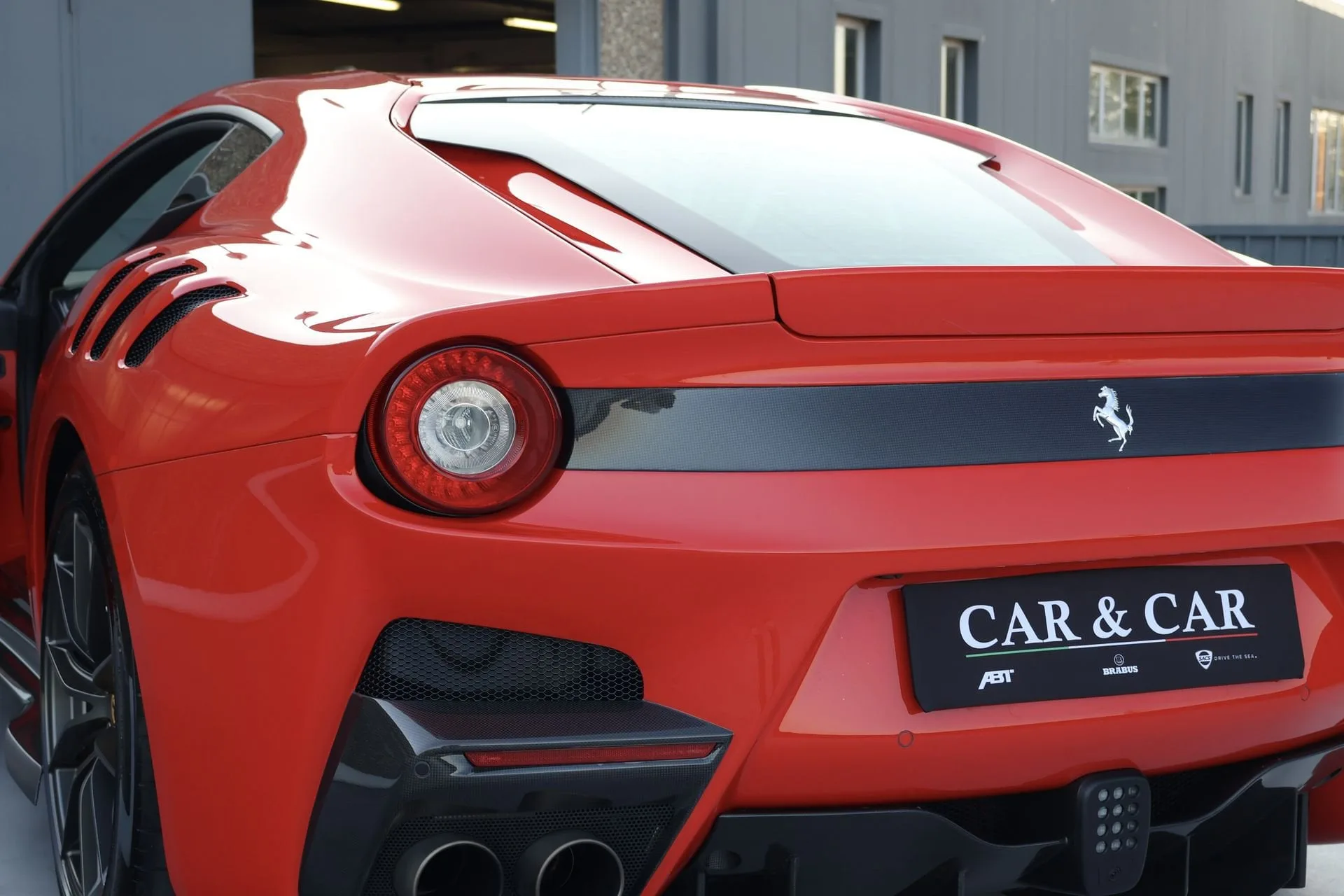 2016 Ferrari F12tdf, 11/22