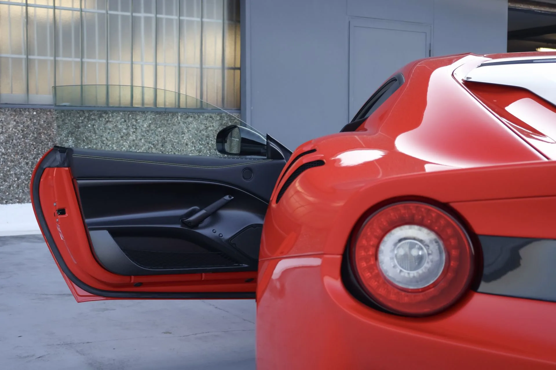 2016 Ferrari F12tdf, 12/22