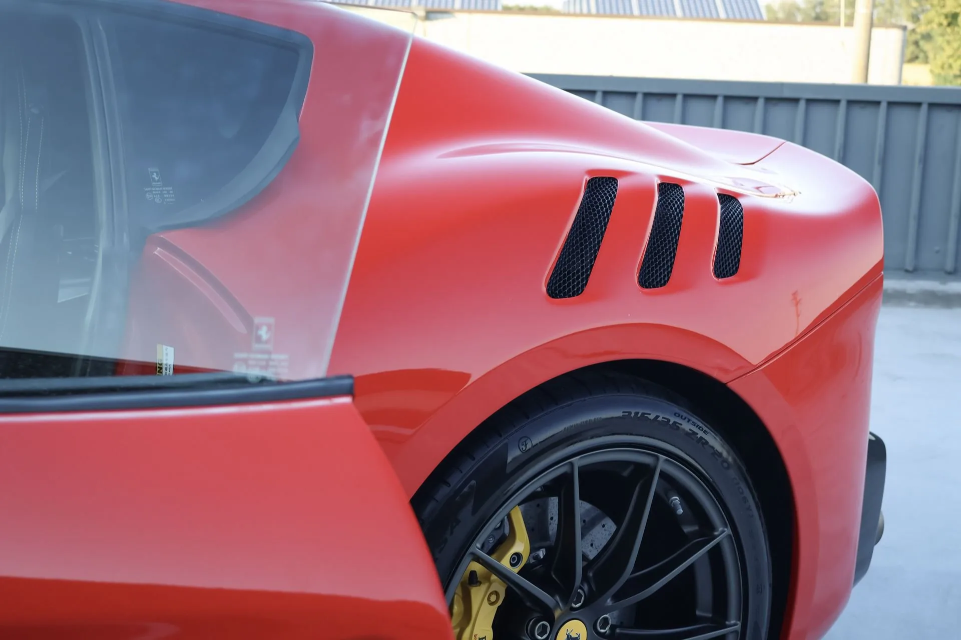 2016 Ferrari F12tdf, 14/22