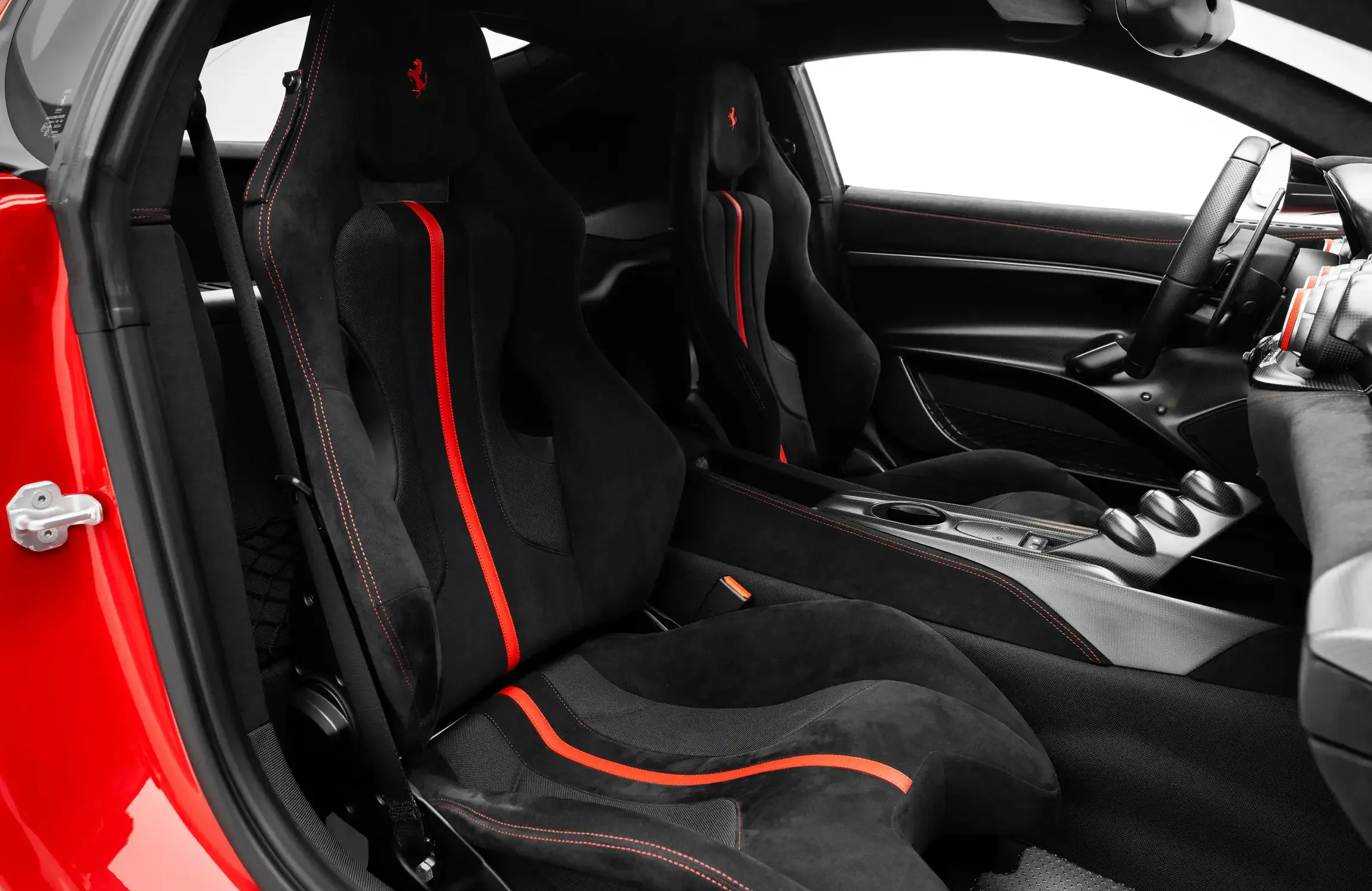 2016 Ferrari F12tdf, 14/30