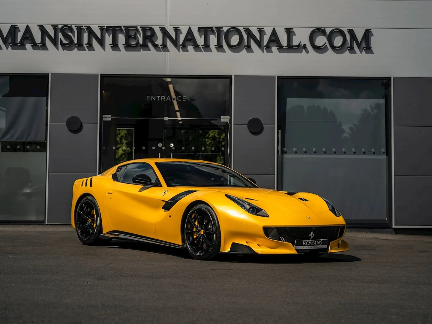 2016 Ferrari F12tdf, 13/30