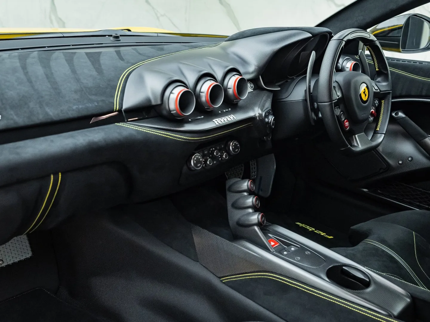 2016 Ferrari F12tdf, 22/30