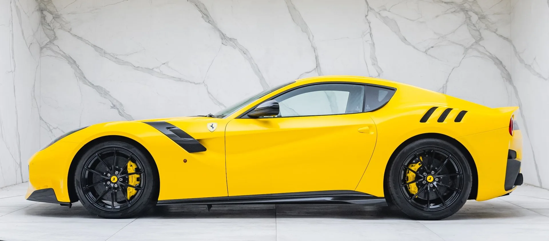 2016 Ferrari F12tdf, 23/30