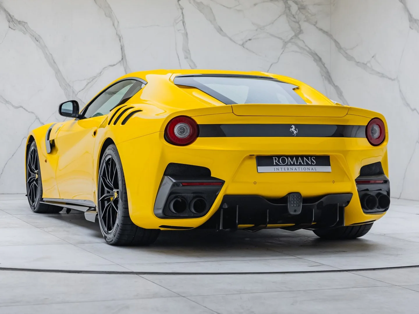 2016 Ferrari F12tdf, 26/30