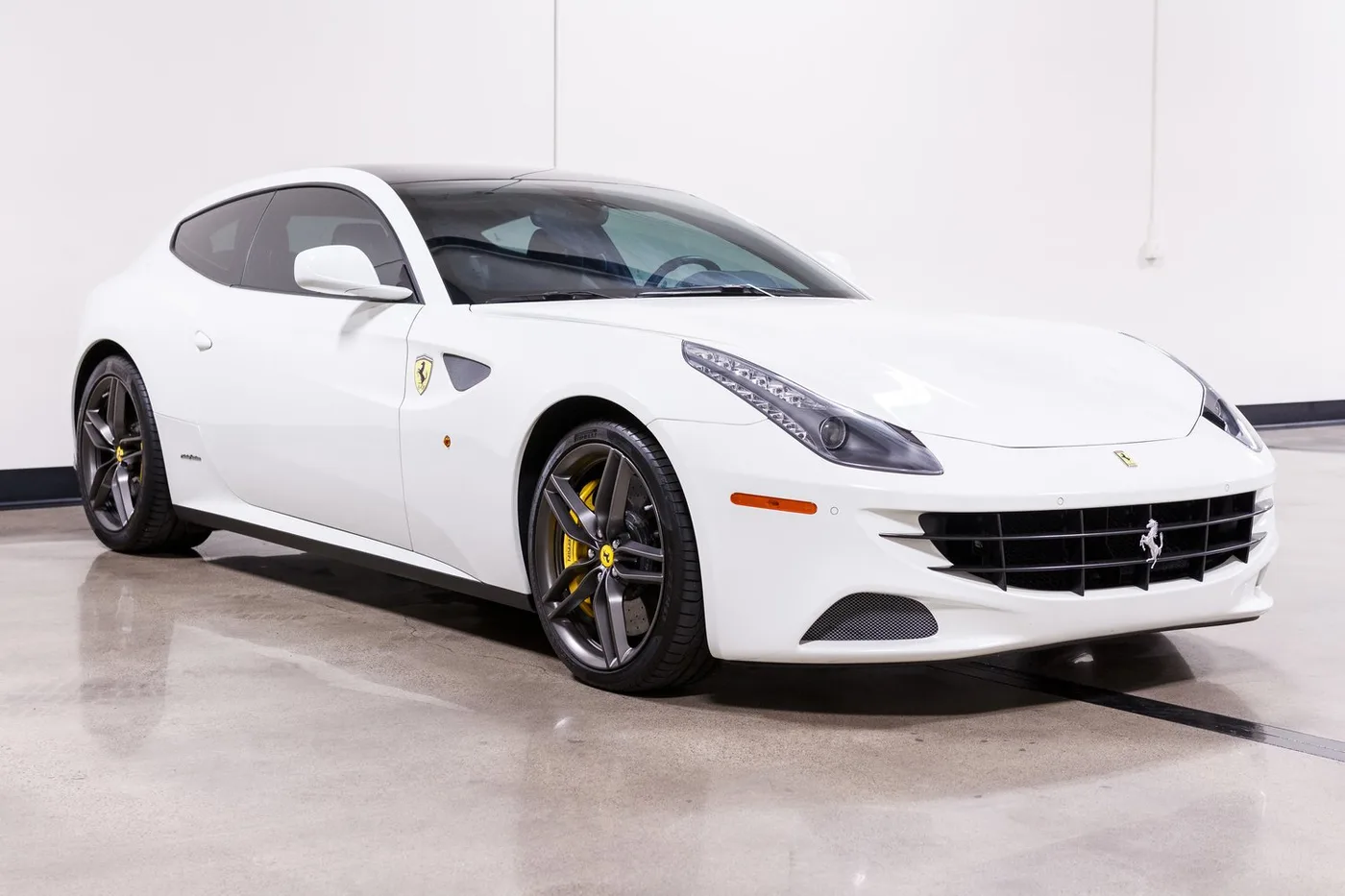 2016 Ferrari FF sold by a specialist dealer in Costa Mesa, United States, photo 2 of 15