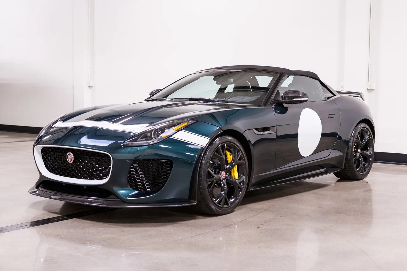 2016 Jaguar F-Type Project 7 sold by a specialist dealer in Costa Mesa, United States, photo 5 of 15