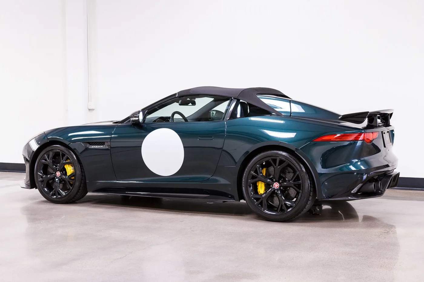 2016 Jaguar F-Type Project 7 sold by a specialist dealer in Costa Mesa, United States, photo 6 of 15