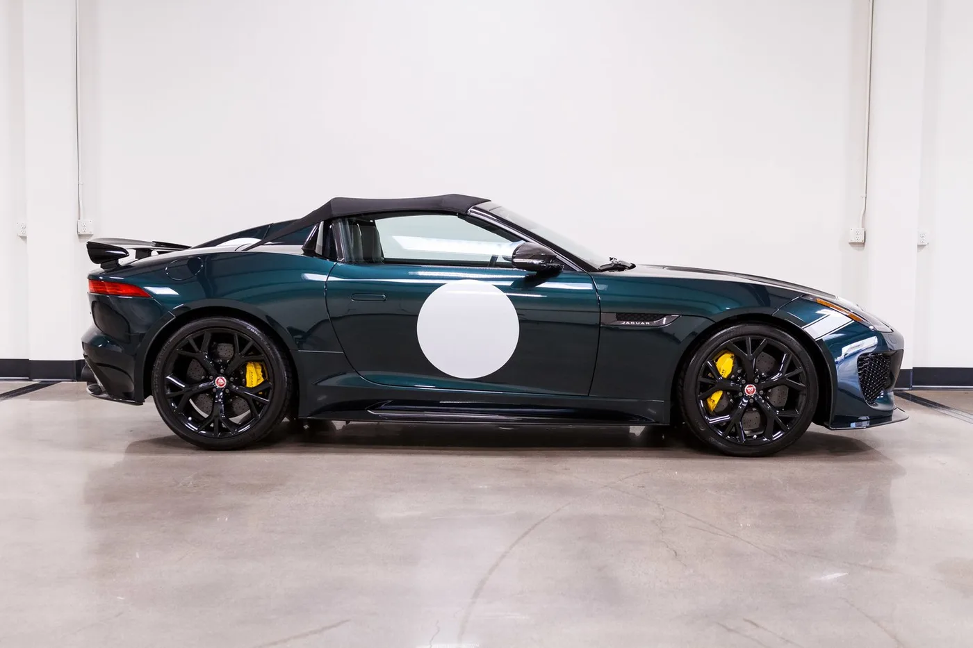 2016 Jaguar F-Type Project 7 sold by a specialist dealer in Costa Mesa, United States, photo 9 of 15