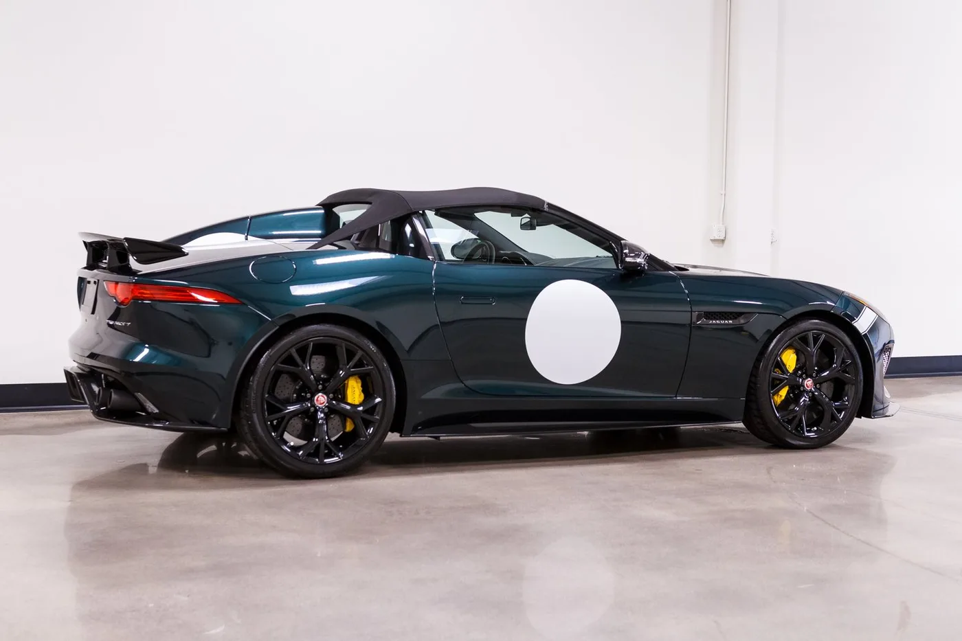 2016 Jaguar F-Type Project 7 sold by a specialist dealer in Costa Mesa, United States, photo 11 of 15