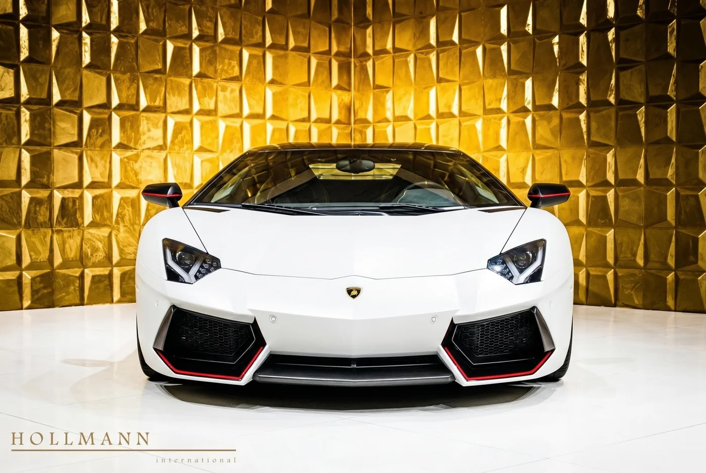 2016 Lamborghini Aventador proposée par un concessionnaire spécialisé à Stuhr, Allemagne, photo 2 sur 8