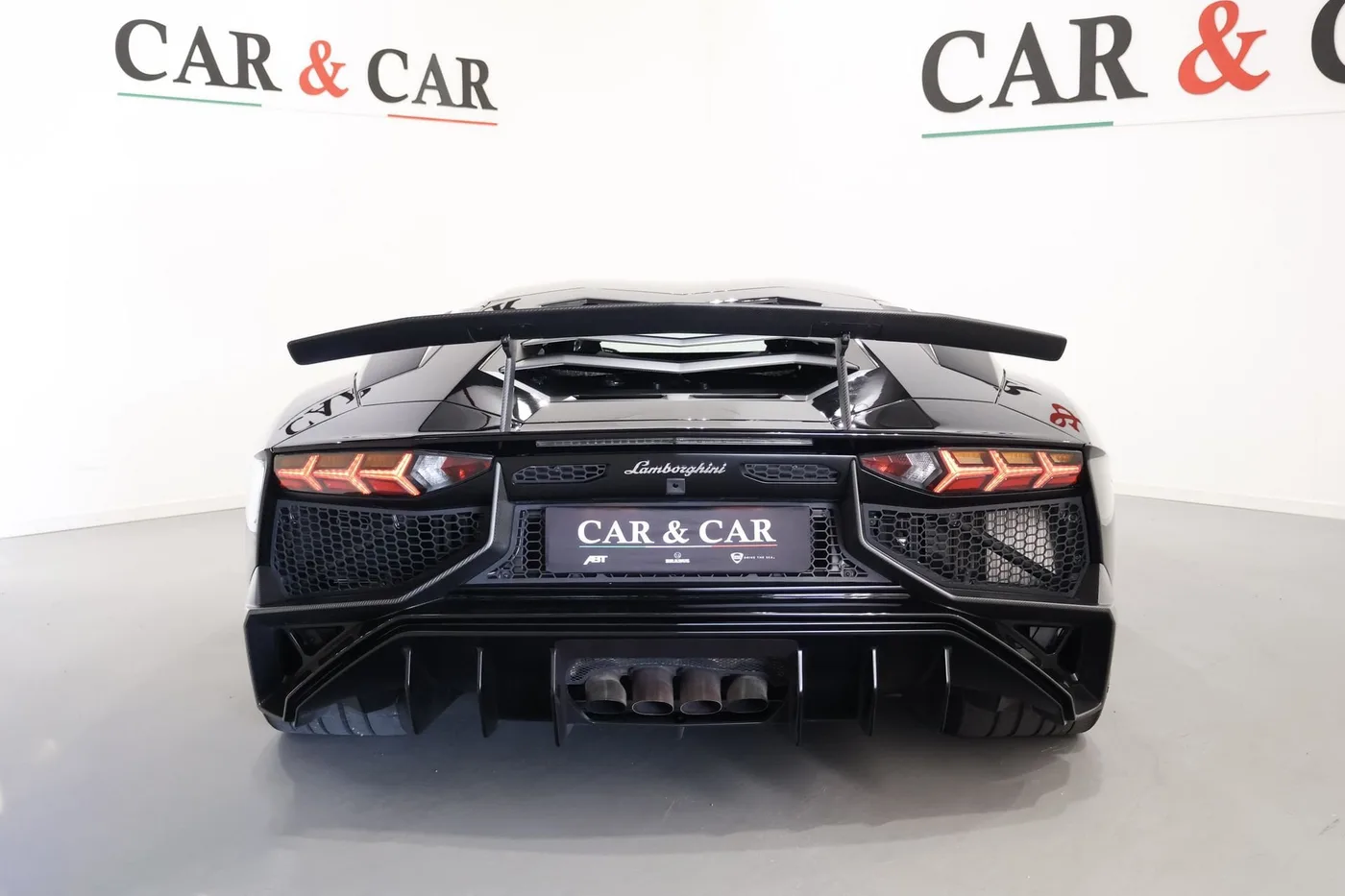 2016 Lamborghini Aventador SV LP 750-4 angeboten von einem Supersportwagenhändler in Zibido San Giacomo, Italien, Foto 4 von 25