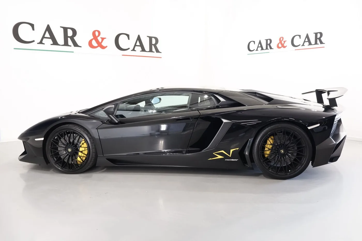 2016 Lamborghini Aventador SV LP 750-4 angeboten von einem Supersportwagenhändler in Zibido San Giacomo, Italien, Foto 6 von 25