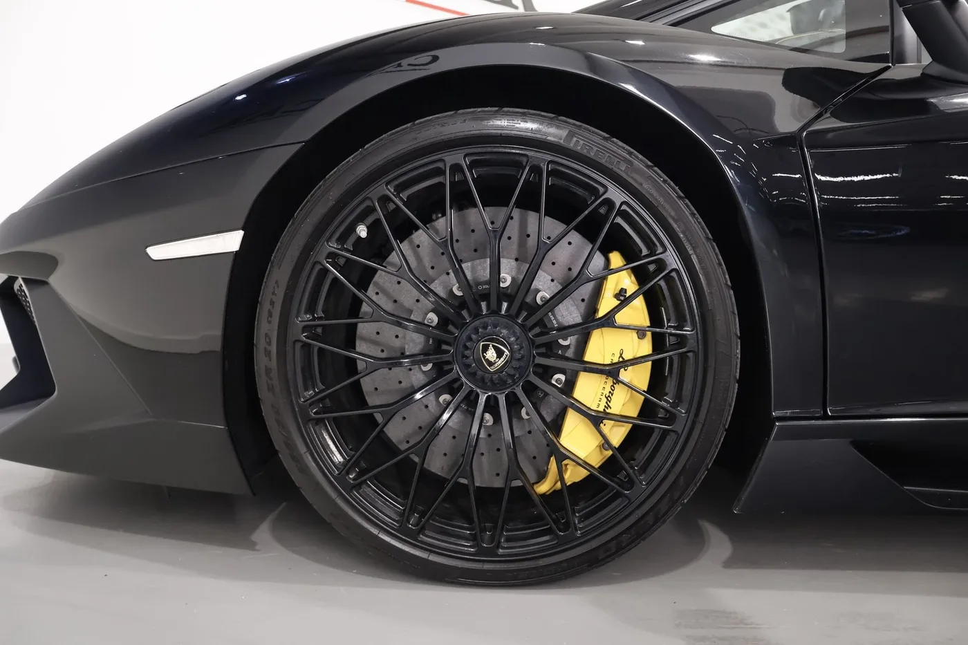 2016 Lamborghini Aventador SV LP 750-4 angeboten von einem Supersportwagenhändler in Zibido San Giacomo, Italien, Foto 7 von 25