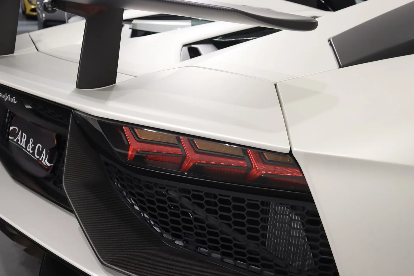 2016 Lamborghini Aventador SV Roadster LP 750-4 offered by a supercar dealer in Zibido San Giacomo, Italy, photo 20 of 21