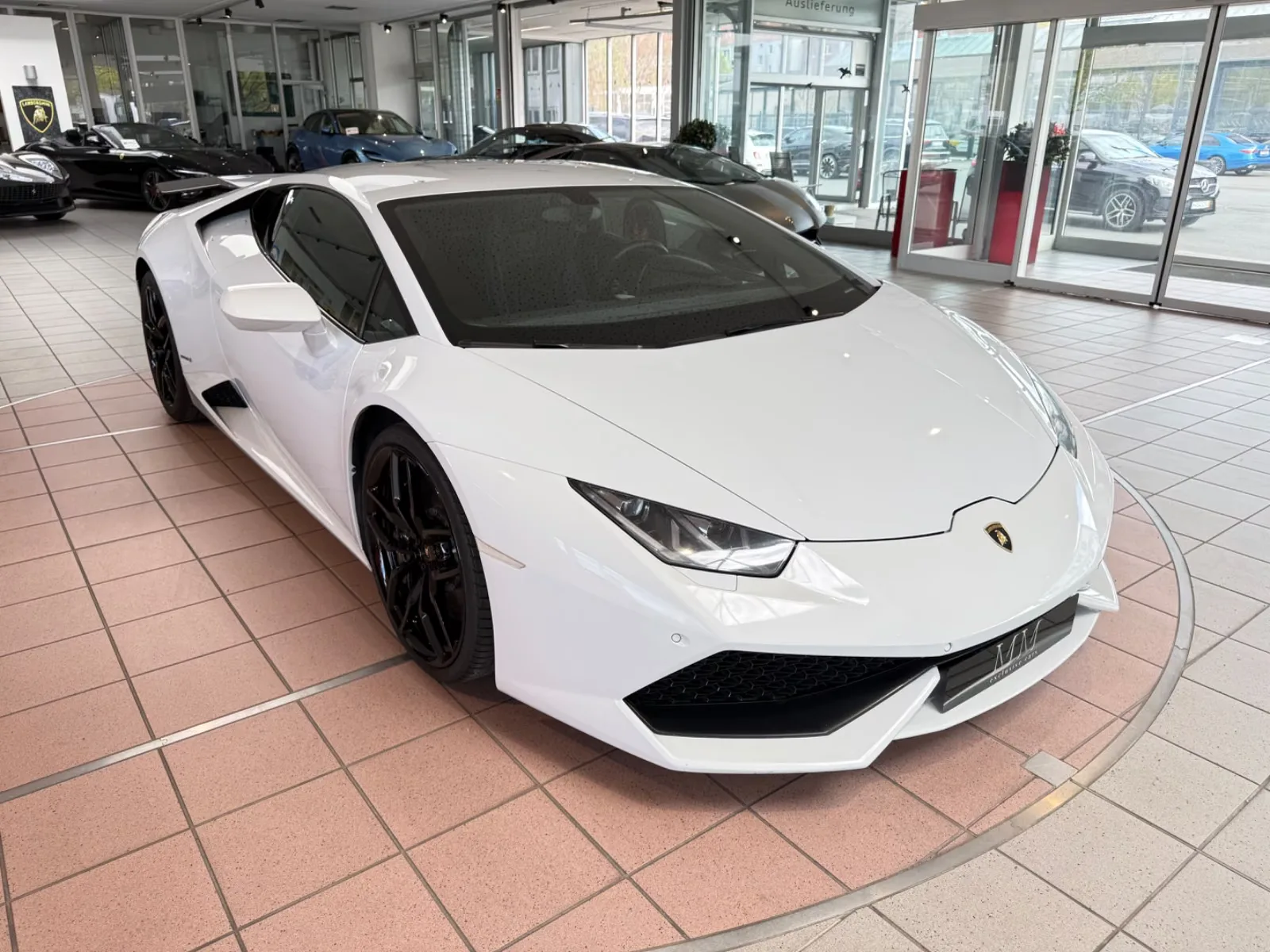 2016 Lamborghini Huracán LP 610-4 proposée par un concessionnaire spécialisé à Hannover, Allemagne, photo principale